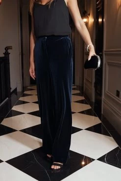 Midnight Blue Velvet Wide Leg Trousers 15 Midnight Blue Velvet Wide Leg Trousers -Trendora Shop 06530b7acf654c164b6a1e10f031ee44e9fdf4c7 1