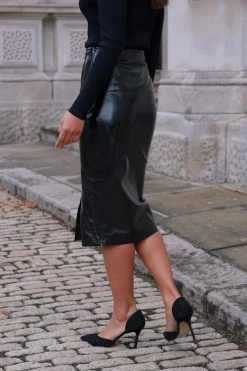 Black Patent Faux Leather Longline Pencil Skirt -Trendora Shop 160a9df23768066f1d28c6b3778f1ec2845cc327
