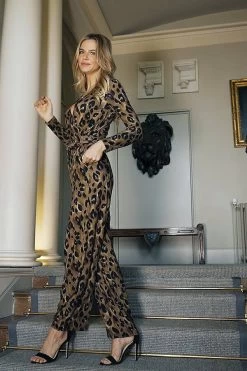 Leopard Print Wrap Front Wide Leg Jumpsuit With Pockets 11 Leopard Print Wrap Front Wide Leg Jumpsuit With Pockets -Trendora Shop 16819fe97fd3715933fc6c80112501bb705bb8bb