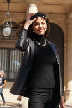 Black Luxe Leather Blazer -Trendora Shop 1cf6fd19c1f4fe7e6f7990889b3ebcaa8c329e30