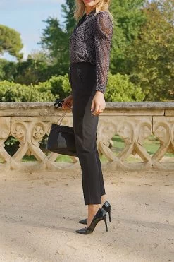 Black Chain Detail Tapered Trousers With Pockets -Trendora Shop 23cb46fda300cff9f52d5b6a8969ae83aec9b08f