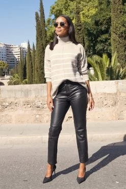 Black Leather Straight Leg Trousers -Trendora Shop 40e1e28ce6ae441ba7585d276d330d3358d67386