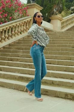 Ivory Paisley Print Chain Detail Faux Wrap Satin Blouse -Trendora Shop 6b88bc807f9242973c152fead956564752d89290