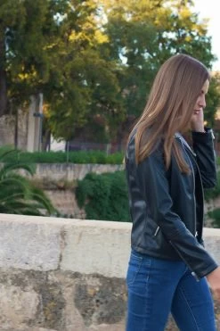 Black Zip Front Round Neck Faux Leather Jacket -Trendora Shop a0b58914de8d3a427541f5d90db502e9c91dc435