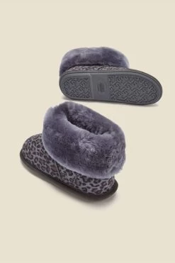 Just Sheepskin Grey Animal Print Suede Slipper Booties 8 Just Sheepskin Grey Animal Print Suede Slipper Booties -Trendora Shop a21fw033gy0001 2 1