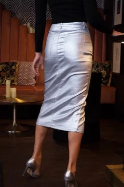 Silver Metallic Pencil Midi Skirt 5 Silver Metallic Pencil Midi Skirt -Trendora Shop ceb1b9e044a2912d3e83eb069797df4804962c8e