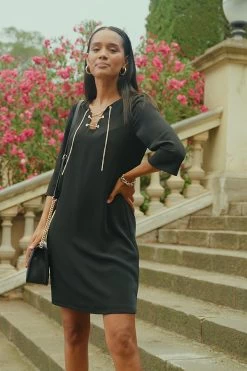 Black Chain Lace Up Shift Dress -Trendora Shop f83825891ad439d1c7557678e835c84a2d06d5d8