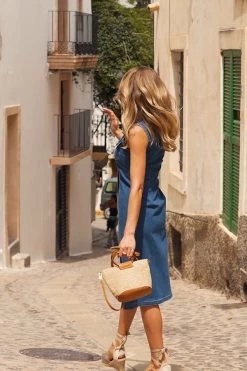 Mid Blue Sleeveless Button Front Midi Dress 9 Mid Blue Sleeveless Button Front Midi Dress -Trendora Shop f86142ea4bb94699ba1ea2c935999076e2186e6e