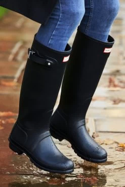 Hunter Original Navy Blue Tall Wellington Boots 12 Hunter Original Navy Blue Tall Wellington Boots -Trendora Shop navy shot 18 s21tk302gy002m 243