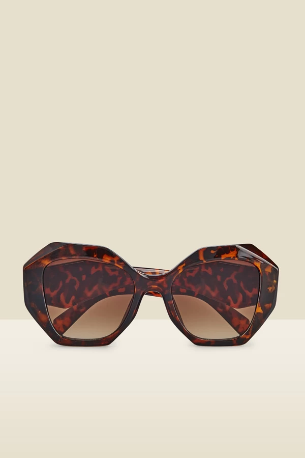Tortoiseshell Angular Sunglasses 1 Tortoiseshell Angular Sunglasses