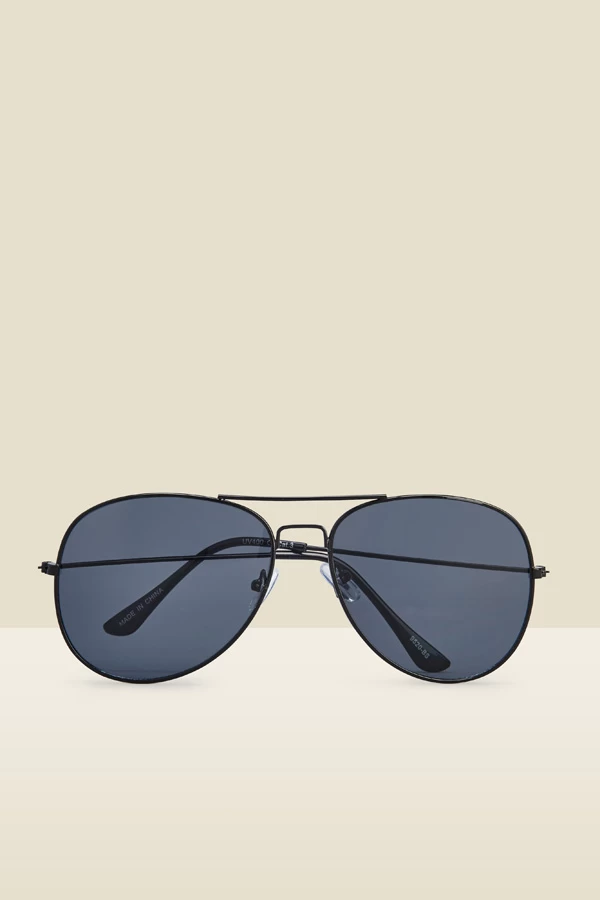 Black Aviator Sunglasses 2 Black Aviator Sunglasses - Image 2