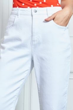 White Denim Slim Leg Mom Jeans -Trendora Shop s77 s21tj166 090