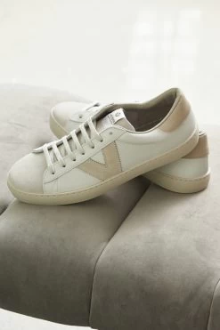 Victoria Natural V Detail Leather Trainers