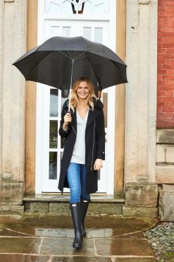 Hunter Original Black Tall Wellington Boots -Trendora Shop shot 18 s21tk302gy002m 002