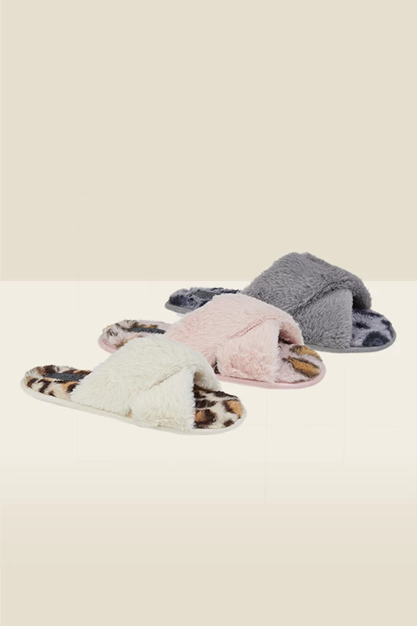 Pink Leopard Print Cross Strap Faux Fur Mule Slippers 2 Pink Leopard Print Cross Strap Faux Fur Mule Slippers - Image 2