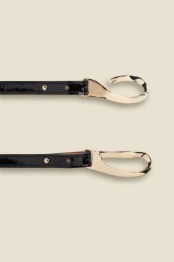 Black Patent Leather Slim Waist Belt With Gold Clasp 8 Black Patent Leather Slim Waist Belt With Gold Clasp -Trendora Shop sosandar belts 020 1