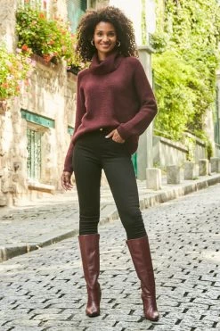 Blake Burgundy Leather Zip Knee High Boot -Trendora Shop web 1 a21ow006nl s21tk375rd 008 1 1 1