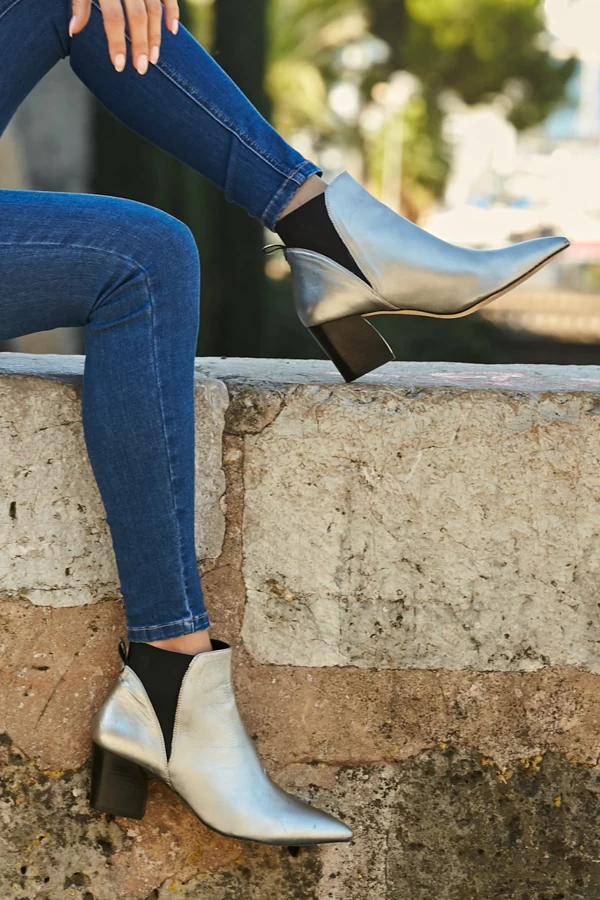 Silver Leather Mid Heel Chelsea Boot 4 Silver Leather Mid Heel Chelsea Boot - Image 4