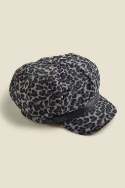 Oslo Leopard Print Baker Boy Hat -Trendora Shop web a21ac010bkan a 1