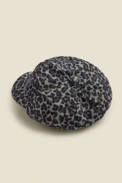 Oslo Leopard Print Baker Boy Hat -Trendora Shop web a21ac010bkan b 1