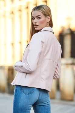 Soft Pink Leather Biker Jacket -Trendora Shop web 115 s21tj211we0001 sa17or01pk0020 135