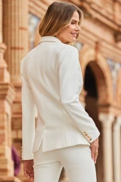 Ivory Premium Blazer -Trendora Shop web 2303 15 s23bw013iv0001 s23ow076iv0001 s23tw089cm0002 15 322