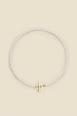 Gold Toggle Detail Pearl Necklace