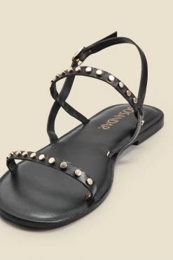 Senorita Black Leather Stud Detail Strappy Flat Sandals -Trendora Shop web 2303 boxs23fw023bk0001 c