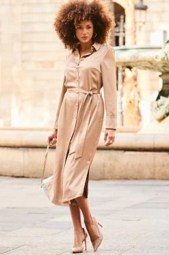 Camel Satin Belted Midi Shirt Dress -Trendora Shop web 2307 10 s23dw209bn0003 10 055