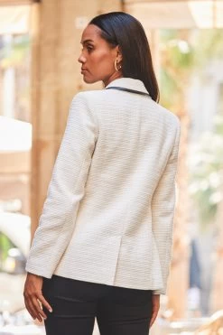 Ivory Boucle Blazer With Faux Leather Trim 11 Ivory Boucle Blazer With Faux Leather Trim -Trendora Shop web 2307 19 s23ow080iv0001 s23bd012bk0001 19 256