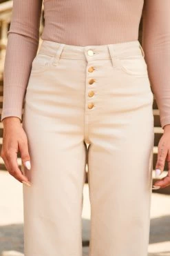 Ecru Button Front Wide Leg Jeans -Trendora Shop web 2307 35 s23bd054nl0001 s23tj169bn0024 35 313