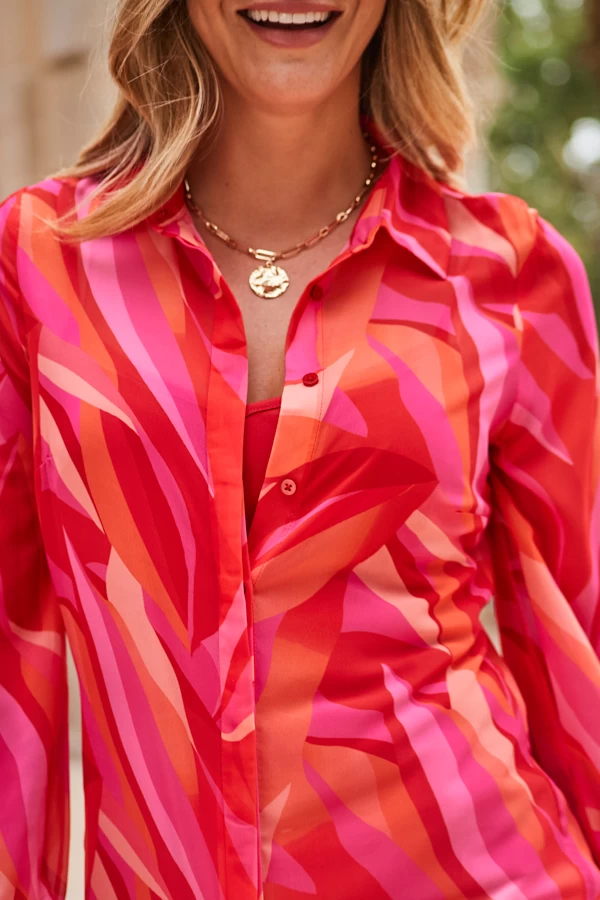 Red Swirl Print Longline Shirt 4 Red Swirl Print Longline Shirt - Image 4