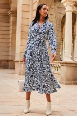 Blue & White Zebra Print Midi Shirt Dress -Trendora Shop web 2307 91 s23dw224blan01 91 045