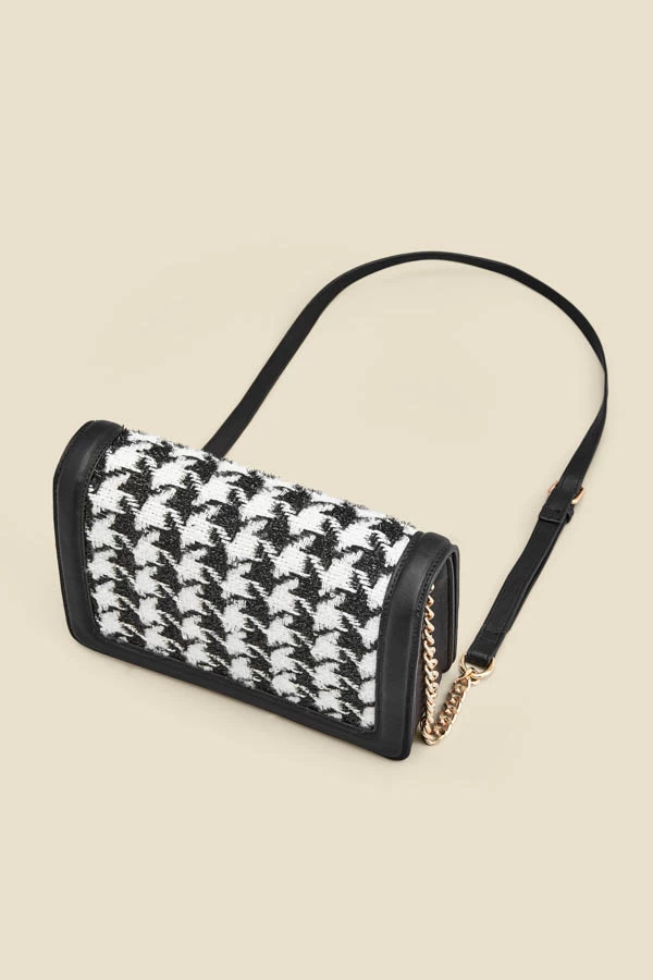 Dogtooth Black Trim Chain Detail Cross Body Bag 4 Dogtooth Black Trim Chain Detail Cross Body Bag - Image 4
