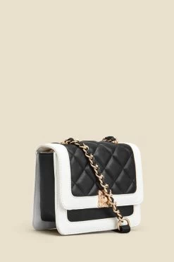 Black Quilted Ivory Trim Chain Detail Cross Body Bag 7 Black Quilted Ivory Trim Chain Detail Cross Body Bag -Trendora Shop web 2307 box a23ac013bk0001 b