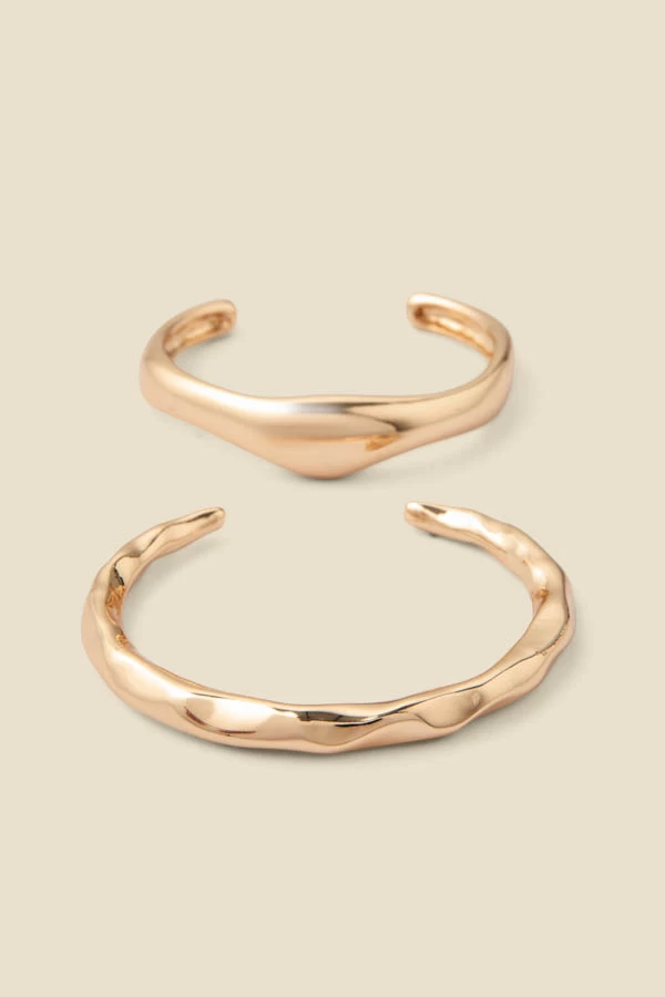 Gold Set Of Two Bangle Bracelets 2 Gold Set Of Two Bangle Bracelets - Image 2
