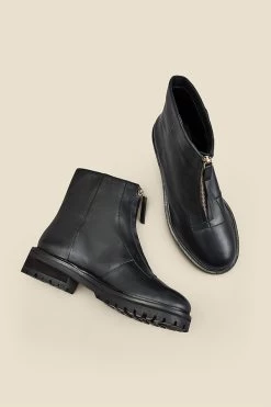 Black Leather Zip Front Ankle Boots 6 Black Leather Zip Front Ankle Boots -Trendora Shop web 2307 box a23fw014bk0001 a rc