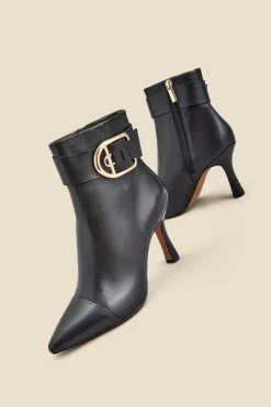 Black Leather Buckle Detail Flared Heel Ankle Boots -Trendora Shop web 2307 box a23fw016bk0001 a