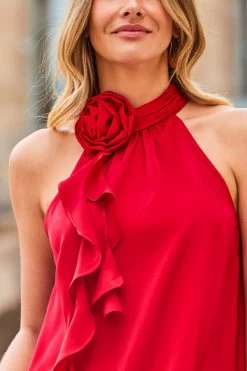 Red Satin Corsage Ruffle Detail Halter Neck Top -Trendora Shop web 2308 32 a23tw093rd0021 a22bw006rd0001 32 416
