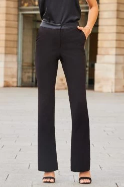 Black Satin Waistband Tuxedo Kick Flare Trousers -Trendora Shop web 2308 34 a23bw021bk0001 a23ow033bk0001 34 405