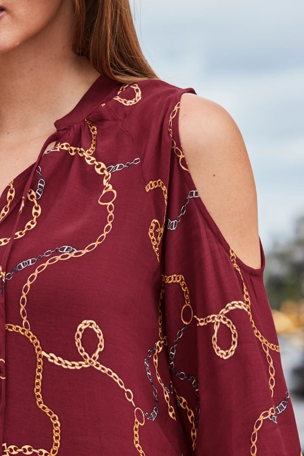 Burgundy Chain Print Cut Out Shoulder Top 5 Burgundy Chain Print Cut Out Shoulder Top - Image 5