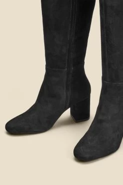 Black Stretch Suede Low Block Heel Knee High Boot 5 Black Stretch Suede Low Block Heel Knee High Boot -Trendora Shop web 2308 box a23fw009bk0001 c 1