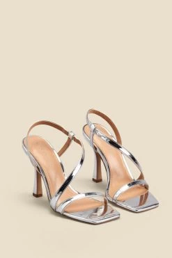 Silver Leather Square Toe Flared Heel Cross Strap Sandal -Trendora Shop web 2308 box a23fw087mc0005 b