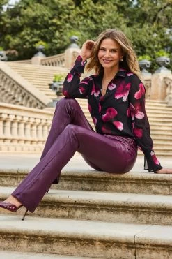 Wine Coated Kick Flare Jeans -Trendora Shop web 2309 05 a23bd016rd0011 a23tw068bkfl01 05 067