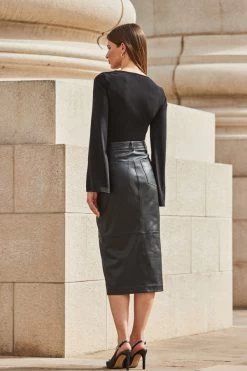 Black Leather Pencil Skirt With Split -Trendora Shop web 2309 102 a23tj108bk0001 a23sl007bk0001 102 209 1