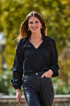 Black Floral Jacquard Ruffle Sleeve Blouse -Trendora Shop web 2309 111 a23tw042bk0001 111 083