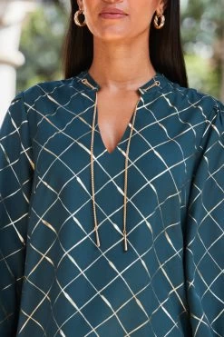 Green & Gold Check Print Chain Lace Up Blouse 7 Green & Gold Check Print Chain Lace Up Blouse -Trendora Shop web 2309 161 a23tw072gr0001 161 196 rt
