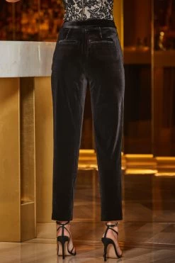 Black Luxury Velvet Tapered Trousers -Trendora Shop web 2309 39 a23ow061bk0001 a23bw036bk0001 a23tw066bk0001 39 019