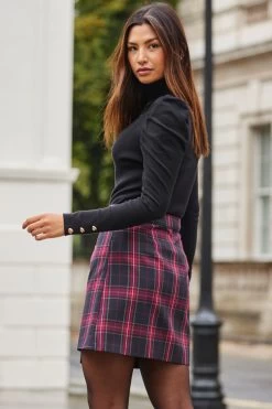 Red & Black Checked A-Line Skirt With Button Detail 10 Red & Black Checked A-Line Skirt With Button Detail -Trendora Shop web 2310 02 a23sw020rdch01 a23ow007bk0001 02 187