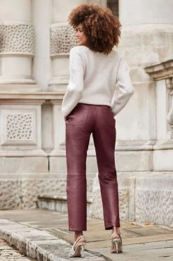 Wine Leather Straight Leg Trousers -Trendora Shop web 2310 20 a22bl020rd001120 109 rc